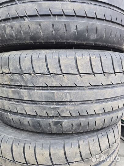 Triangle Sports TH201 235/40 R18 115ZR