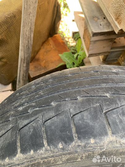 Kumho Road Venture ST KL11 235/65 R17