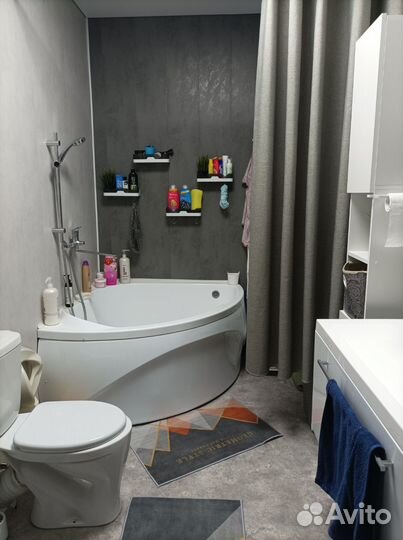 Акриловая ванна угловая 120 на 120 бу