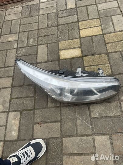 Фара kia ceed 2017 год