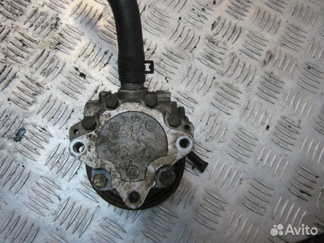 Насос гур для Ленд Ровер Фриландер 1.8 18K4F