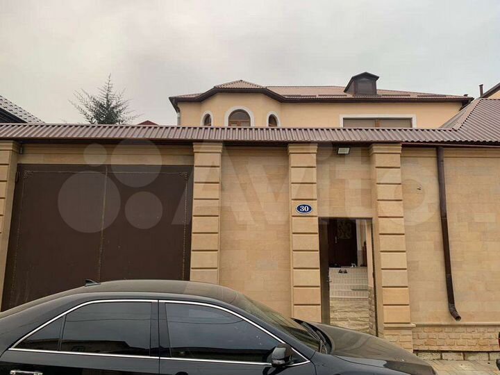 Дом 217 м² на участке 4,17 га