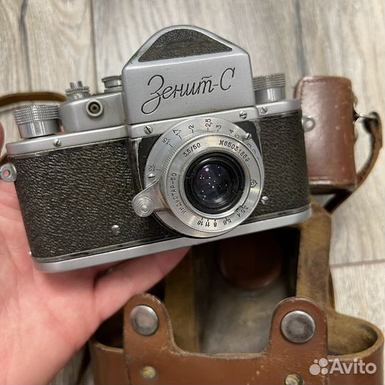 Плёночный фотоаппарат Зенит С