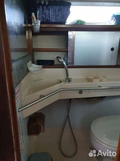 Катер моторная яхта