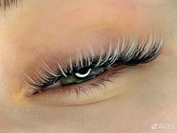 Наращивание ресниц/оформление бровей