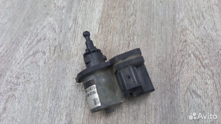 Моторчик корректора фары Cadillac Srx FFN 2010