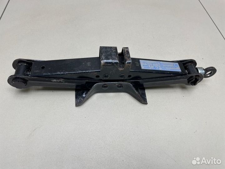 Домкрат Mazda 6 gasoline 2011