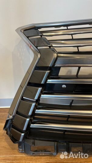 Решетка радиатора Lexus LX