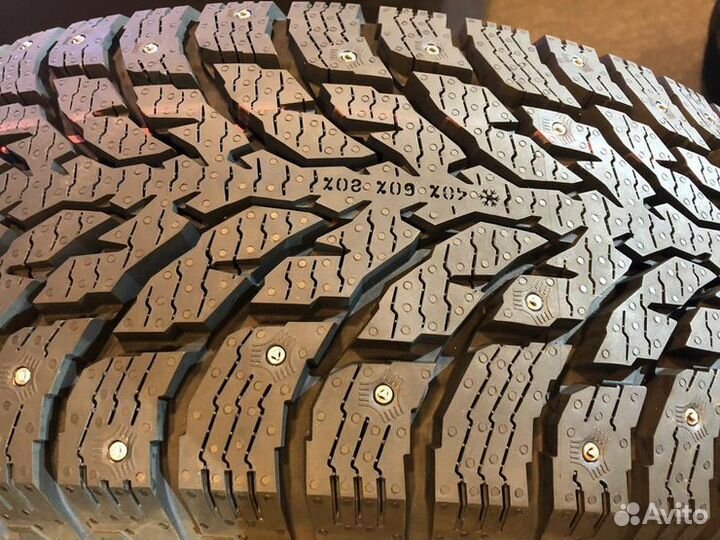 Nokian Tyres Hakkapeliitta LT3 265/75 R16