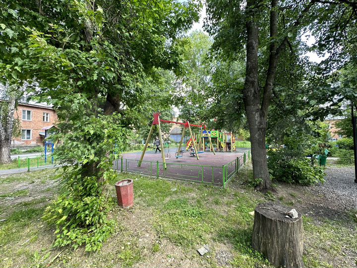 2-к. квартира, 47 м², 1/2 эт.