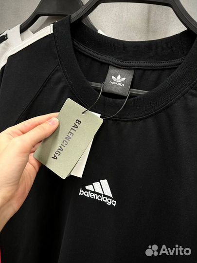 Футболка adidas x balenciaga