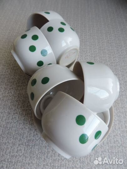 Посуда разная, есть времен СССР