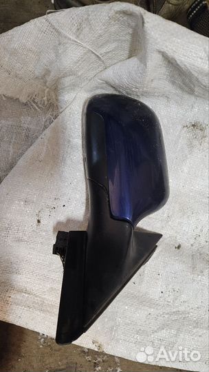 Правое зеркало ауди а4 б5