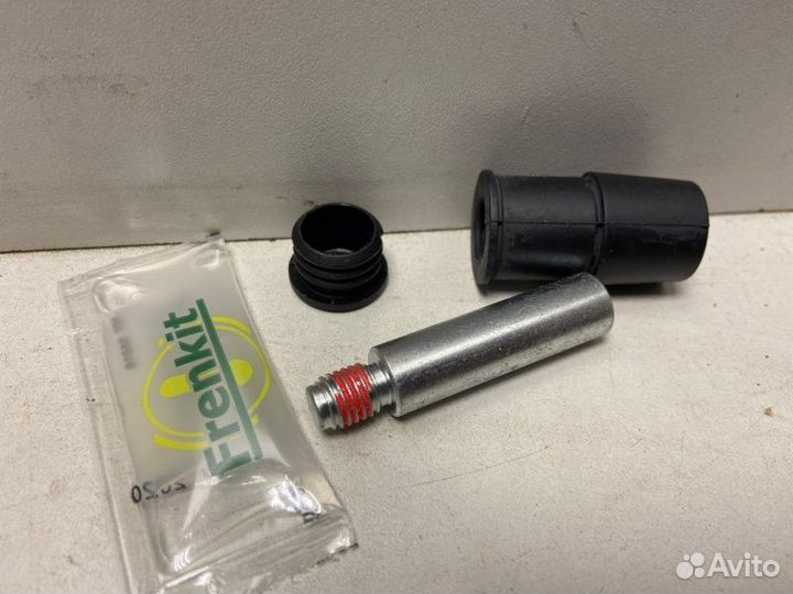 Ремкомплект суппорта переднего направляющая