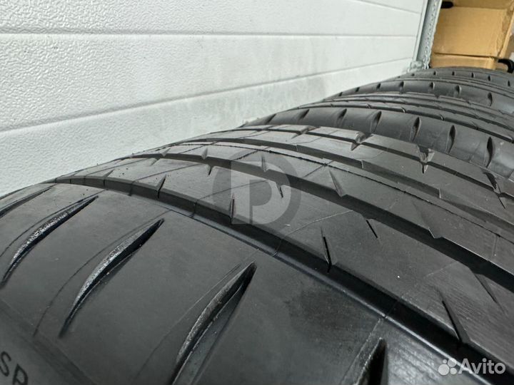 Michelin Pilot Sport 4 S 245/40 R20 и 275/35 R20 99Y