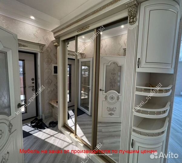 Шкаф купе с зеркалом