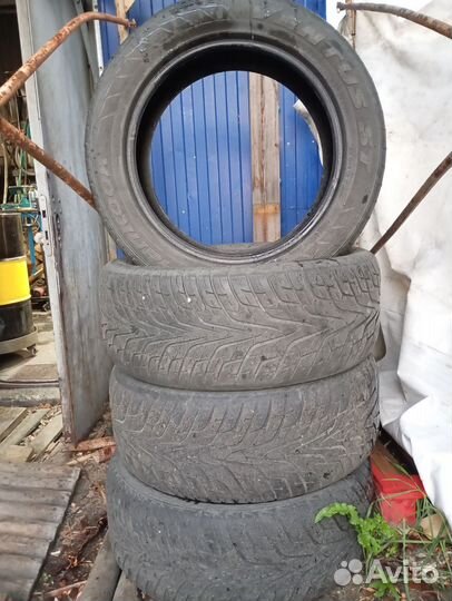 Hankook Vantra ST AS2 RA30 285/50 R20