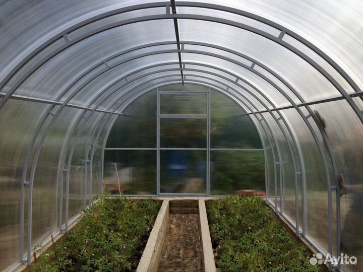 Теплица из поликарбоната