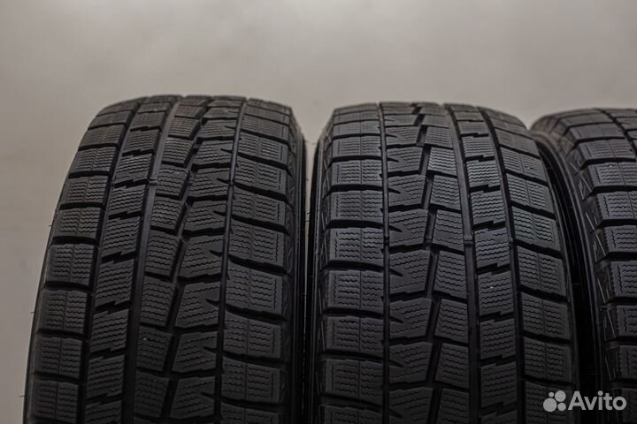 Dunlop Winter Maxx WM01 215/60 R17 96T