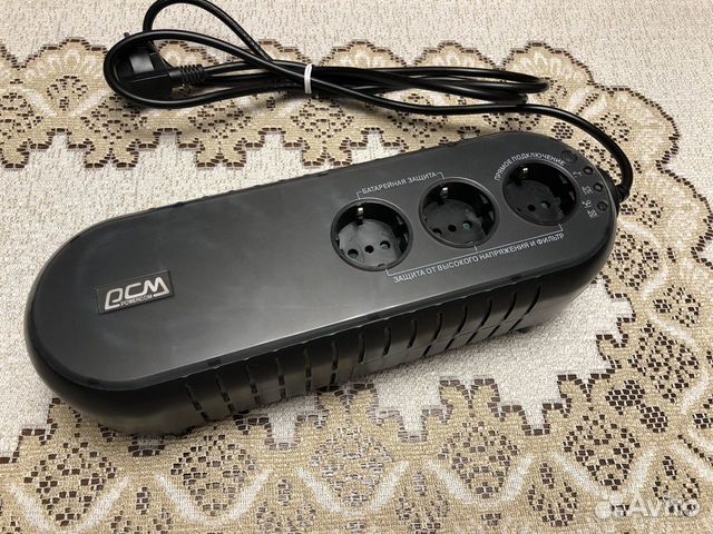 Источник бесперебойного питания Powercom WOW-700U