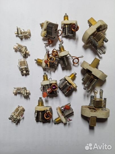 Конденсаторы разные