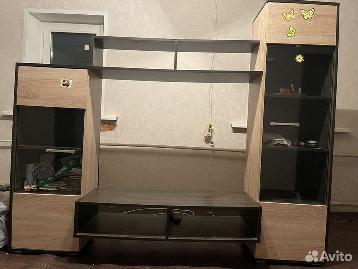 Стенка в гостиную