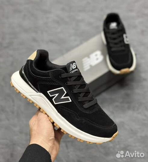 Кроссовки оптом