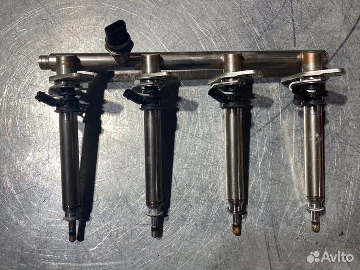 Топливная рампа Mercedes Glc X253 M274 2.0 turbo