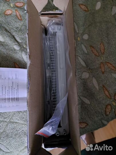 Швейная машинка ручная Ивушка