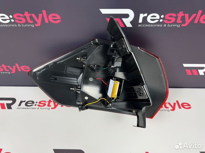 Стопы Nissan X-Trail 32 Стиль BMW Красные