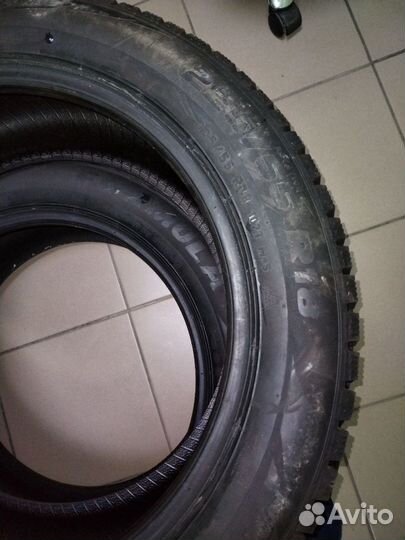 Pirelli Ice 225/55 R18 102T