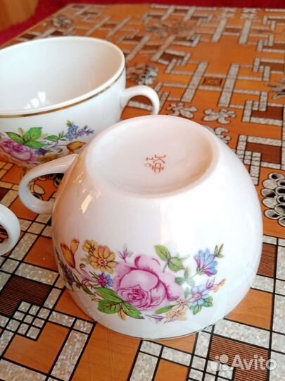 Чайные чашки 3 штучки, фарфоровые. СССР