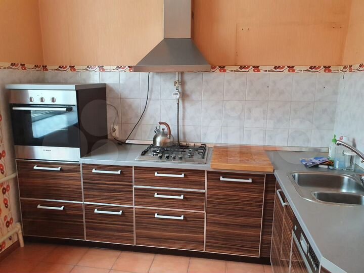 3-к. квартира, 75 м², 1/4 эт.