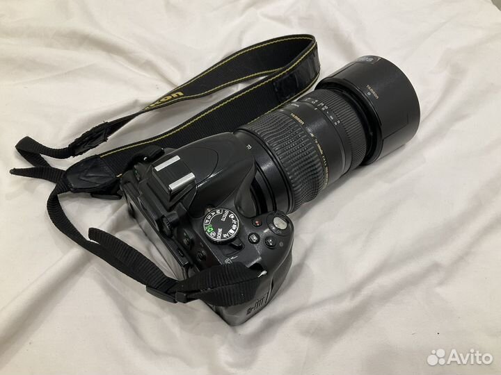 Nikon d5100 + kit 18-55mm + tamron 70-300mm