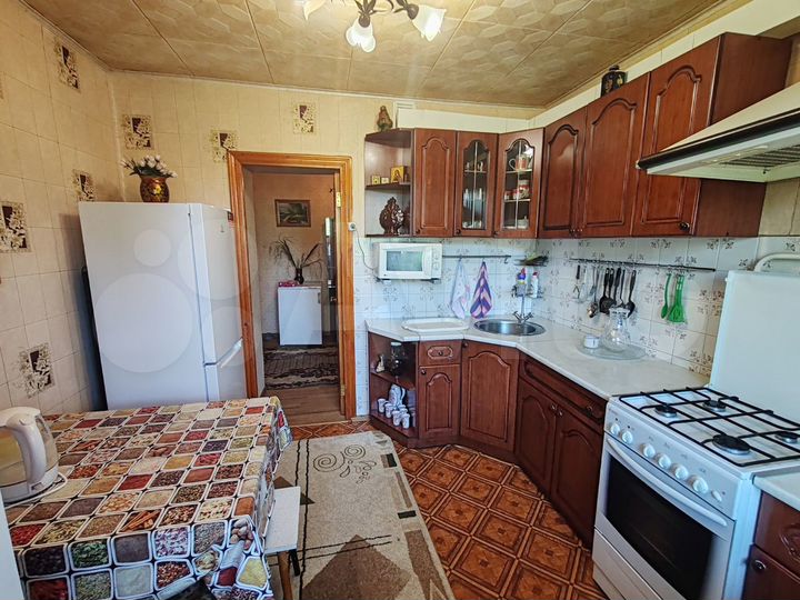 3-к. квартира, 70 м², 3/5 эт.