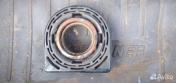 Подвесной подшипник газ 53