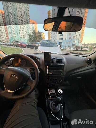 Панель автомагнитолы
