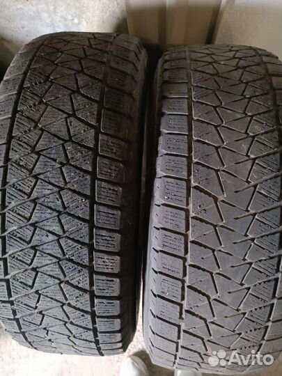 Bridgestone Blizzak DM-V2 225/65 R17