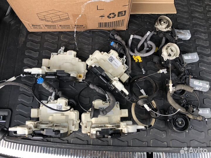 Замки дверей с доводчиками Audi Q7 4m