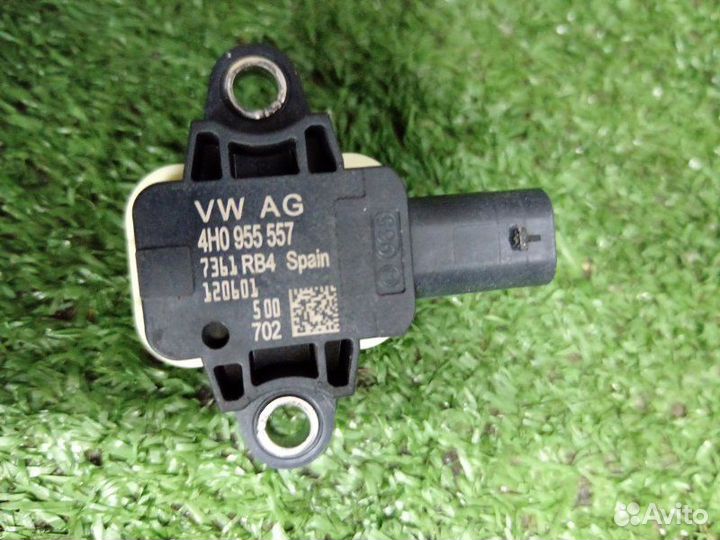 Датчик удара передний левый Audi A1 8X1 caxb 47536