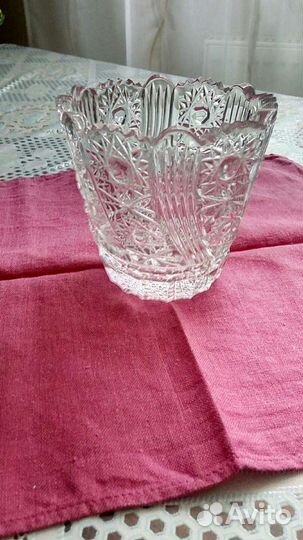 Хрустальная ваза