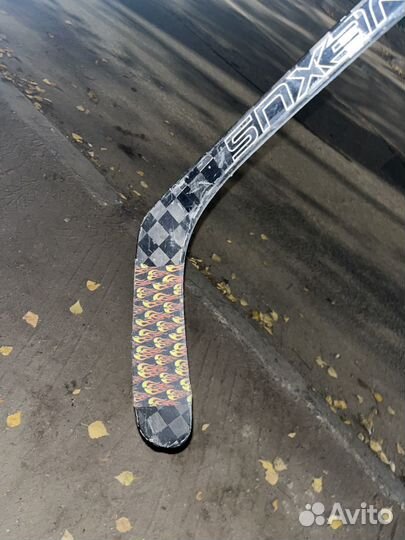 Клюшка хоккейная