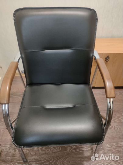 Офисный стул
