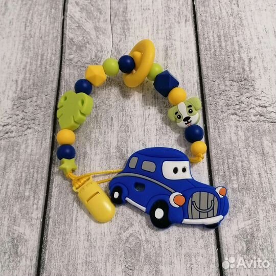 Именной держатель для соски. Грызунок. Погремушки