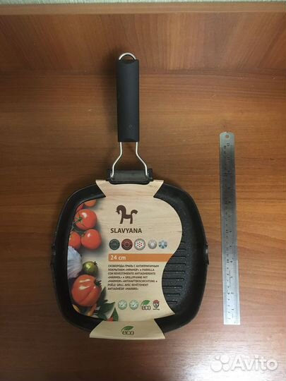 Сковорода гриль новая 24 см