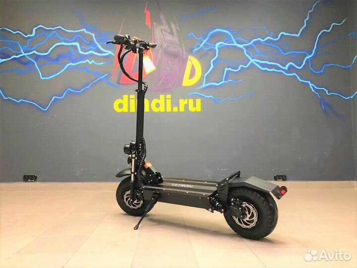 Электросамокат Ultron T11 Plus