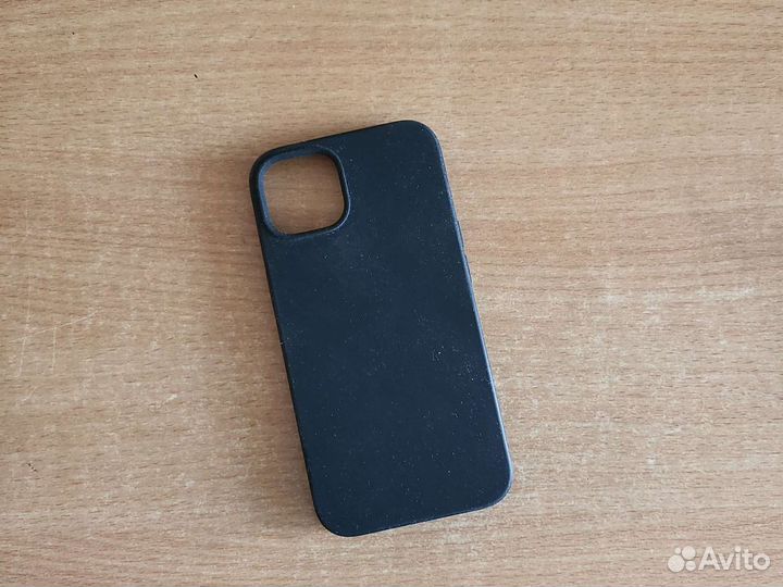 Чехол на iPhone13