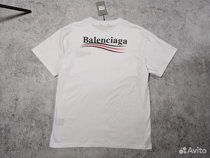 Футболка balenciaga