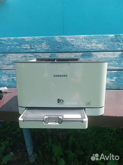 Цветной принтер Samsung CLP-320