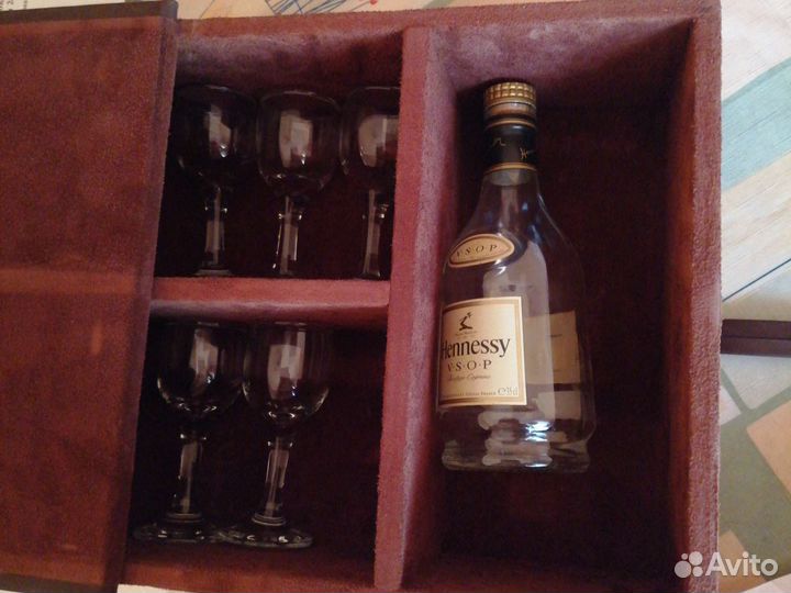 Бар кожаный